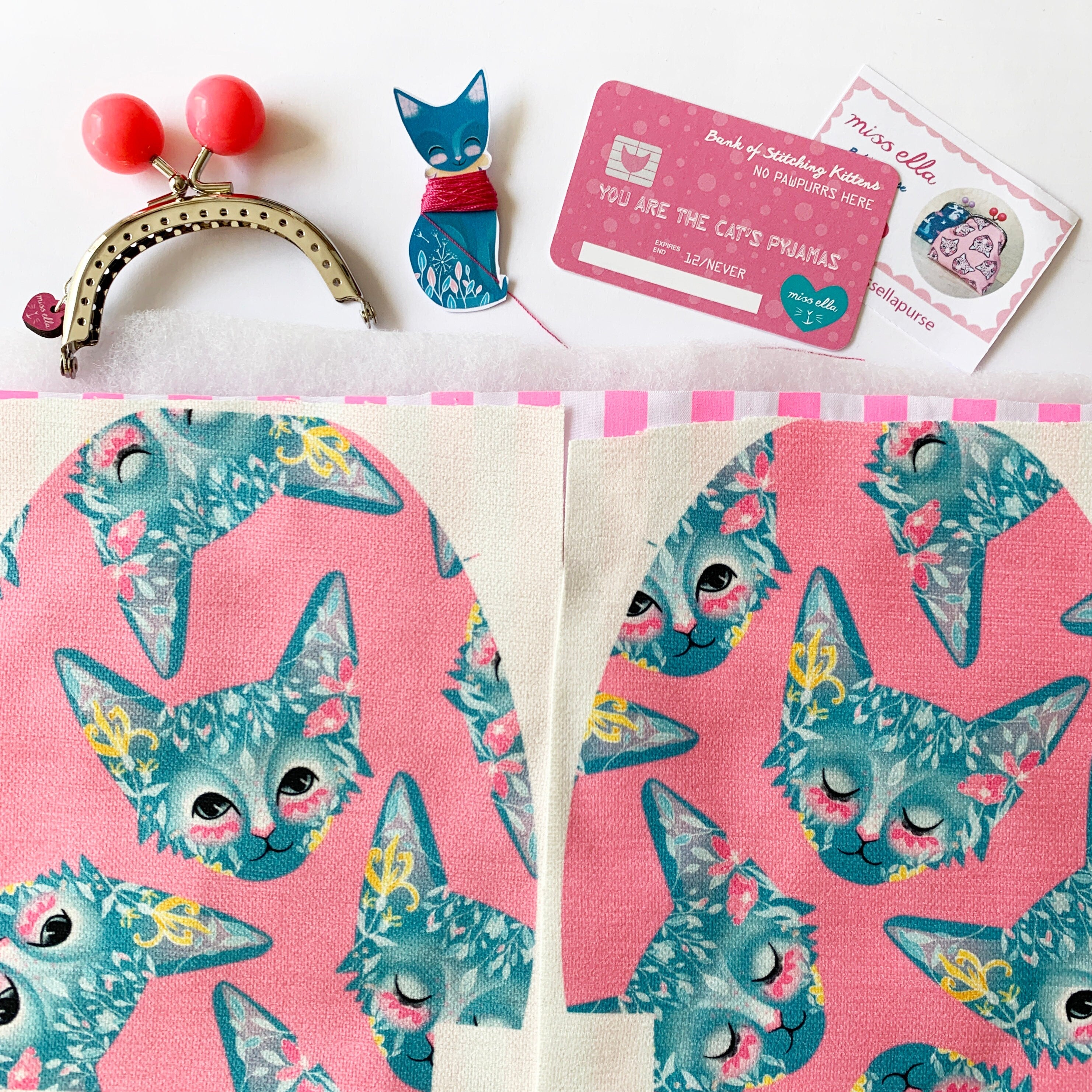 DIY KIT - Pink Foral Cat Bobble Purse